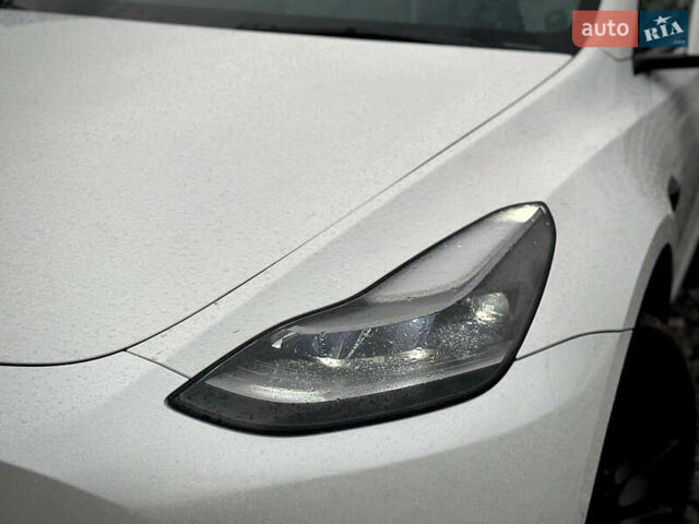 Тесла Model Y 2022 у Стрые на Automoto.ua Чорний Тесла Model Y, об'ємом двигуна 0 л та пробігом 61 тис. км за 27400 $, фото 8 на Automoto.ua