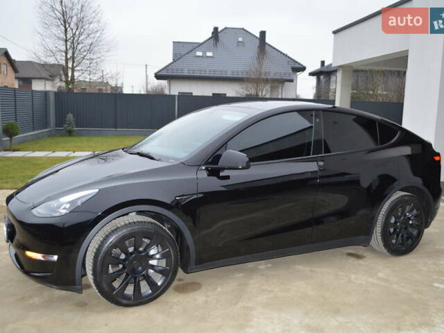 Чорний Тесла Model Y, об'ємом двигуна 0 л та пробігом 32 тис. км за 25900 $, фото 25 на Automoto.ua
