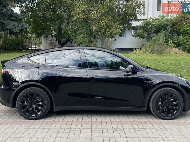 Черный Тесла Model Y, объемом двигателя 0 л и пробегом 89 тыс. км за 26999 $, фото 3 на Automoto.ua