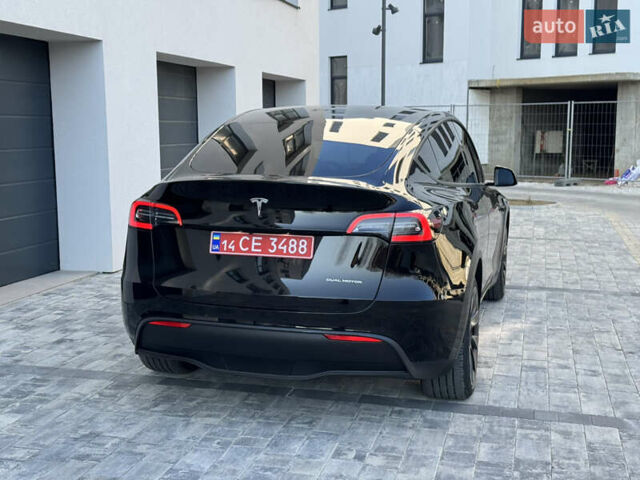 Черный Тесла Model Y, объемом двигателя 0 л и пробегом 48 тыс. км за 28999 $, фото 7 на Automoto.ua