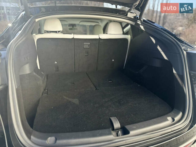 Черный Тесла Model Y, объемом двигателя 0 л и пробегом 24 тыс. км за 31000 $, фото 22 на Automoto.ua
