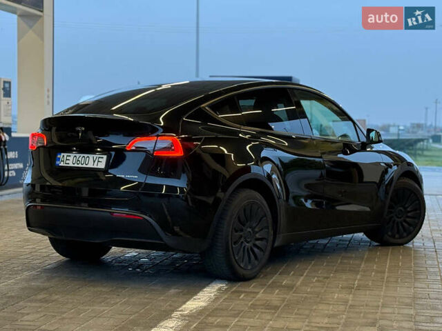 Черный Тесла Model Y, объемом двигателя 0 л и пробегом 53 тыс. км за 34999 $, фото 10 на Automoto.ua