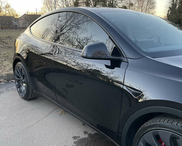 Черный Тесла Model Y, объемом двигателя 0 л и пробегом 83 тыс. км за 25900 $, фото 8 на Automoto.ua