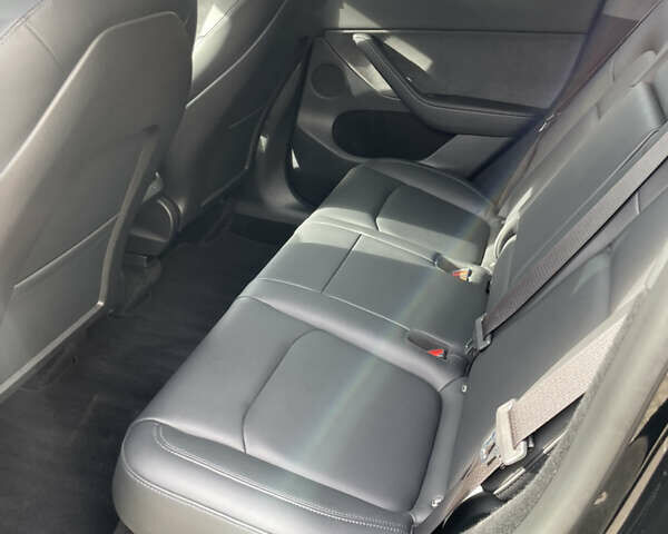 Черный Тесла Model Y, объемом двигателя 0 л и пробегом 31 тыс. км за 26700 $, фото 24 на Automoto.ua