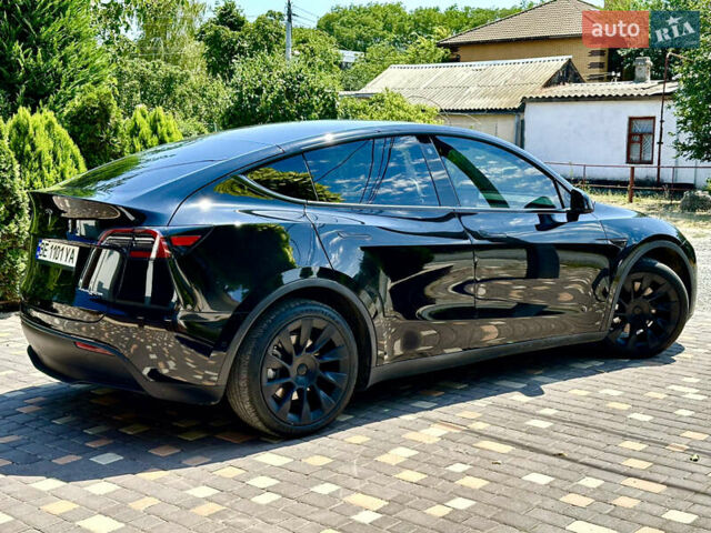 Черный Тесла Model Y, объемом двигателя 0 л и пробегом 50 тыс. км за 24999 $, фото 2 на Automoto.ua