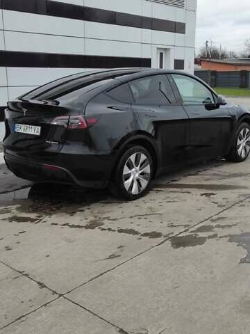 Черный Тесла Model Y, объемом двигателя 0 л и пробегом 46 тыс. км за 25900 $, фото 2 на Automoto.ua