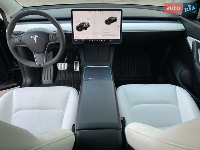 Черный Тесла Model Y, объемом двигателя 0 л и пробегом 34 тыс. км за 35400 $, фото 17 на Automoto.ua