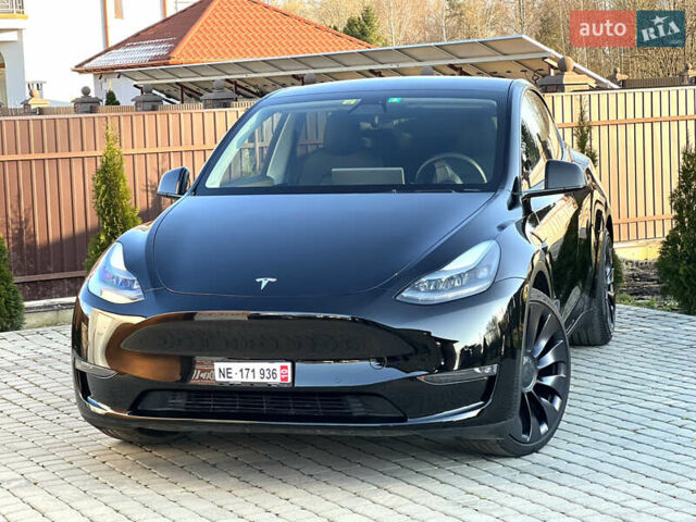 Черный Тесла Model Y, объемом двигателя 0 л и пробегом 100 тыс. км за 28900 $, фото 4 на Automoto.ua