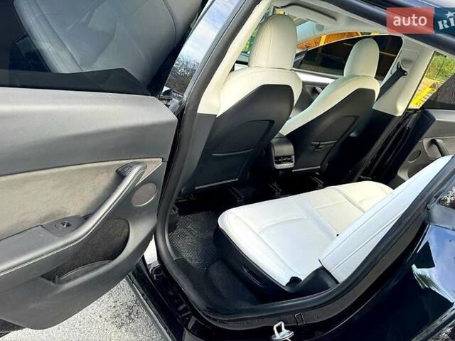 Чорний Тесла Model Y, об'ємом двигуна 0 л та пробігом 24 тис. км за 24500 $, фото 7 на Automoto.ua