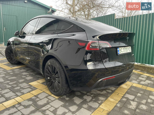 Черный Тесла Model Y, объемом двигателя 0 л и пробегом 67 тыс. км за 27500 $, фото 9 на Automoto.ua