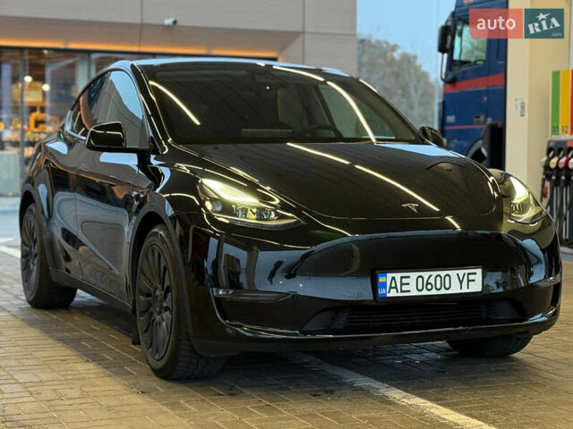Черный Тесла Model Y, объемом двигателя 0 л и пробегом 53 тыс. км за 34999 $, фото 11 на Automoto.ua