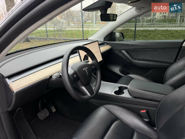 Черный Тесла Model Y, объемом двигателя 0 л и пробегом 61 тыс. км за 22900 $, фото 14 на Automoto.ua