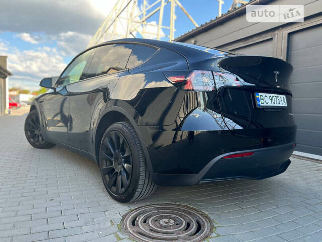 Черный Тесла Model Y, объемом двигателя 0 л и пробегом 6 тыс. км за 27900 $, фото 32 на Automoto.ua
