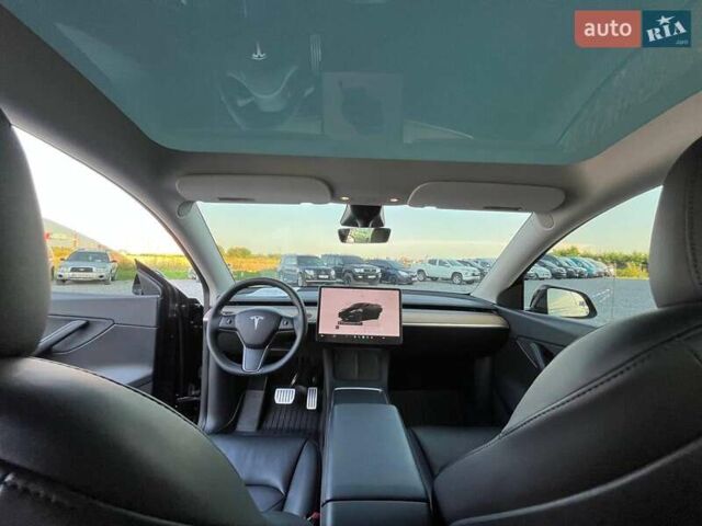 Черный Тесла Model Y, объемом двигателя 0 л и пробегом 73 тыс. км за 27890 $, фото 32 на Automoto.ua