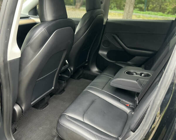 Черный Тесла Model Y, объемом двигателя 0 л и пробегом 146 тыс. км за 24500 $, фото 4 на Automoto.ua
