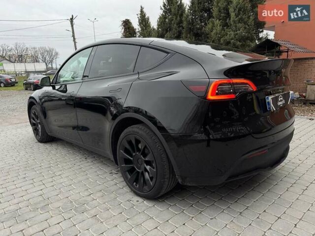Черный Тесла Model Y, объемом двигателя 0 л и пробегом 45 тыс. км за 25999 $, фото 12 на Automoto.ua