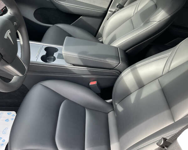 Черный Тесла Model Y, объемом двигателя 0 л и пробегом 31 тыс. км за 26700 $, фото 20 на Automoto.ua