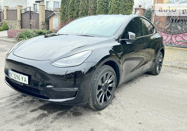 Черный Тесла Model Y, объемом двигателя 0 л и пробегом 7 тыс. км за 34900 $, фото 1 на Automoto.ua