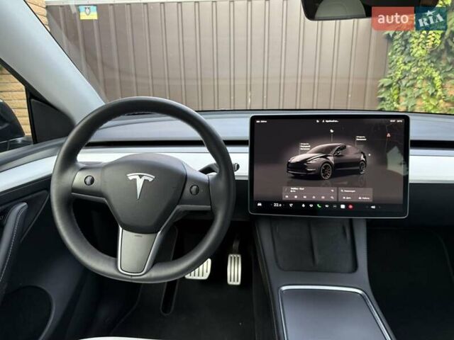 Черный Тесла Model Y, объемом двигателя 0 л и пробегом 90 тыс. км за 32000 $, фото 25 на Automoto.ua