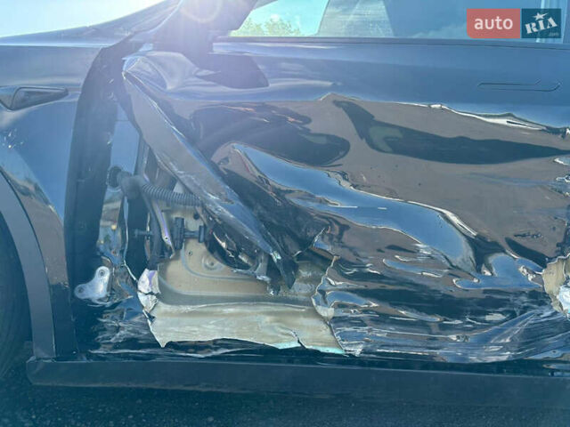 Тесла Model Y 2022 в Ровно на Automoto.ua Черный Тесла Model Y, объемом двигателя 0 л и пробегом 51 тыс. км за 23699 $, фото 8 на Automoto.ua