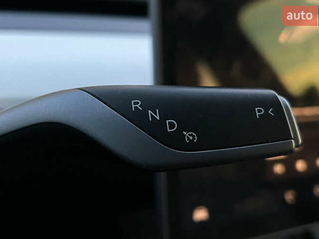 Черный Тесла Model Y, объемом двигателя 0 л и пробегом 121 тыс. км за 25750 $, фото 15 на Automoto.ua