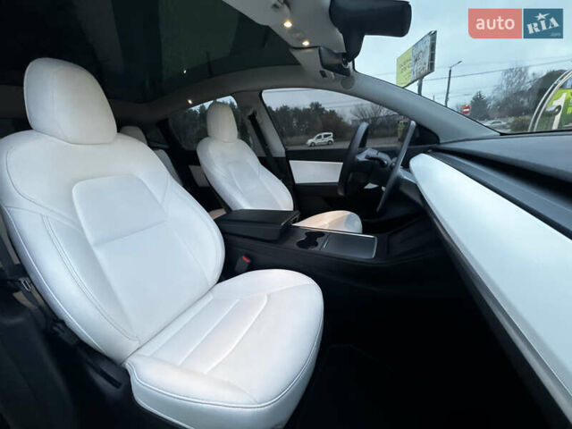 Черный Тесла Model Y, объемом двигателя 0 л и пробегом 85 тыс. км за 28000 $, фото 38 на Automoto.ua