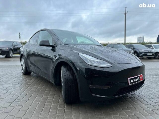 Черный Тесла Model Y, объемом двигателя 0 л и пробегом 25 тыс. км за 26990 $, фото 12 на Automoto.ua