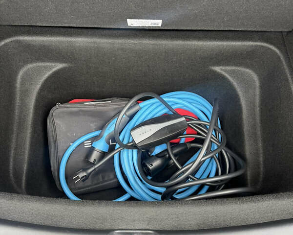 Черный Тесла Model Y, объемом двигателя 0 л и пробегом 224 тыс. км за 27500 $, фото 23 на Automoto.ua