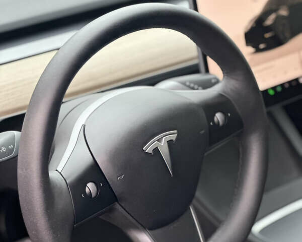Чорний Тесла Model Y, об'ємом двигуна 0 л та пробігом 27 тис. км за 28900 $, фото 14 на Automoto.ua