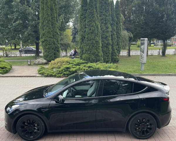 Черный Тесла Model Y, объемом двигателя 0 л и пробегом 89 тыс. км за 26999 $, фото 7 на Automoto.ua