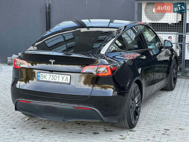 Тесла Model Y 2023 в Ровно на Automoto.ua Черный Тесла Model Y, объемом двигателя 0 л и пробегом 13 тыс. км за 28900 $, фото 10 на Automoto.ua
