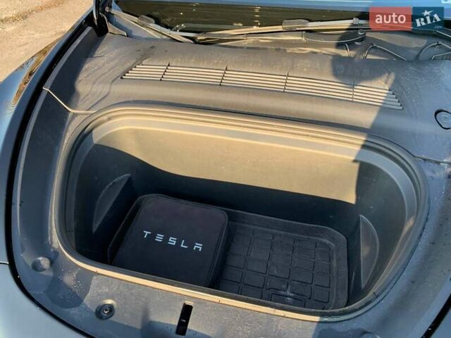 Черный Тесла Model Y, объемом двигателя 0 л и пробегом 25 тыс. км за 26500 $, фото 31 на Automoto.ua
