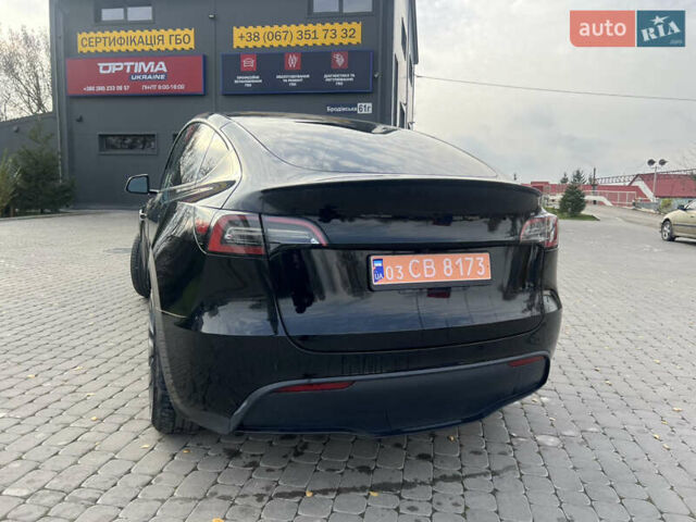Черный Тесла Model Y, объемом двигателя 0 л и пробегом 25 тыс. км за 31500 $, фото 39 на Automoto.ua