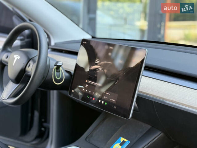 Черный Тесла Model Y, объемом двигателя 0 л и пробегом 36 тыс. км за 26800 $, фото 15 на Automoto.ua