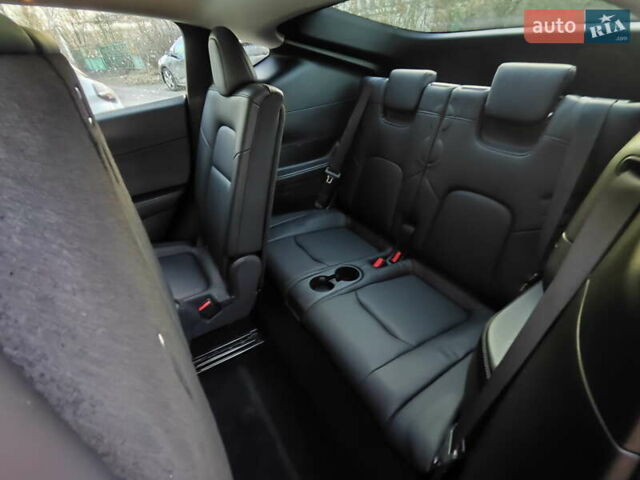 Черный Тесла Model Y, объемом двигателя 0 л и пробегом 19 тыс. км за 30900 $, фото 11 на Automoto.ua
