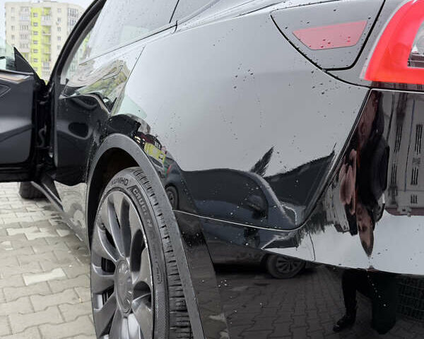 Черный Тесла Model Y, объемом двигателя 0 л и пробегом 84 тыс. км за 25900 $, фото 20 на Automoto.ua