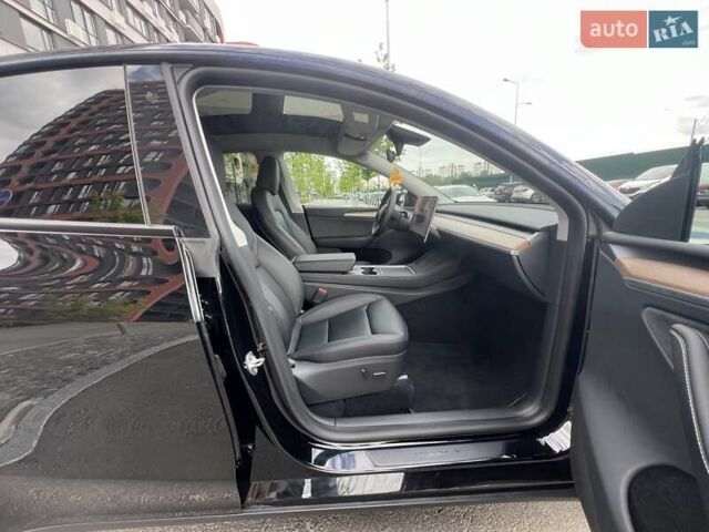 Черный Тесла Model Y, объемом двигателя 0 л и пробегом 44 тыс. км за 37200 $, фото 25 на Automoto.ua