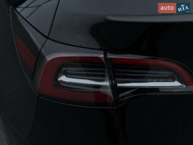 Чорний Тесла Model Y, об'ємом двигуна 0 л та пробігом 26 тис. км за 33000 $, фото 44 на Automoto.ua