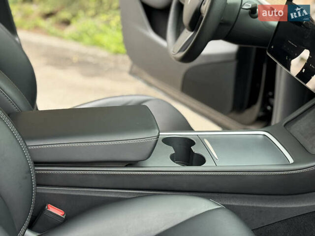 Чорний Тесла Model Y, об'ємом двигуна 0 л та пробігом 18 тис. км за 24000 $, фото 29 на Automoto.ua