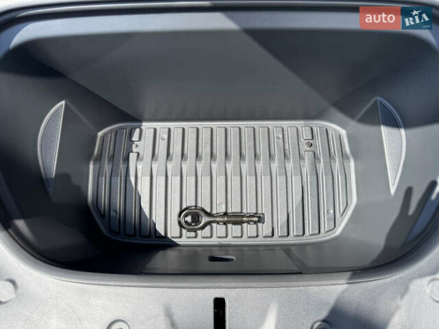 Чорний Тесла Model Y, об'ємом двигуна 0 л та пробігом 28 тис. км за 33000 $, фото 43 на Automoto.ua