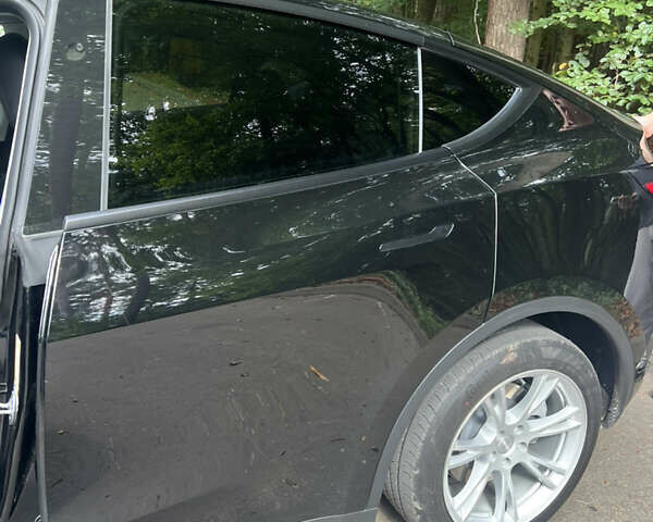 Черный Тесла Model Y, объемом двигателя 0 л и пробегом 21 тыс. км за 29500 $, фото 5 на Automoto.ua