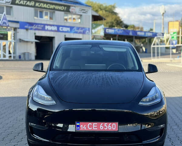 Черный Тесла Model Y, объемом двигателя 0 л и пробегом 35 тыс. км за 26000 $, фото 1 на Automoto.ua