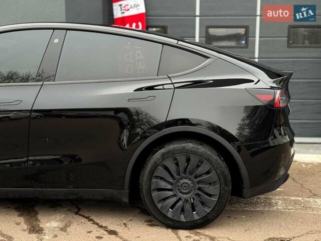 Чорний Тесла Model Y, об'ємом двигуна 0 л та пробігом 28 тис. км за 31300 $, фото 6 на Automoto.ua