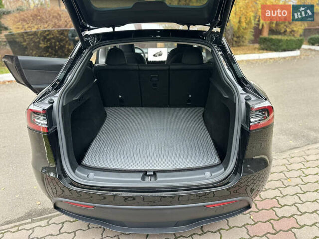 Чорний Тесла Model Y, об'ємом двигуна 0 л та пробігом 49 тис. км за 32000 $, фото 11 на Automoto.ua