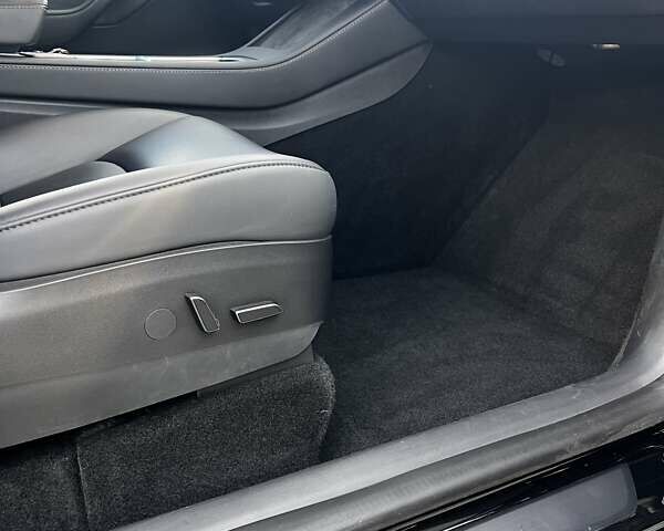 Черный Тесла Model Y, объемом двигателя 0 л и пробегом 64 тыс. км за 29100 $, фото 10 на Automoto.ua