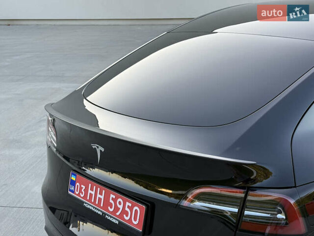Черный Тесла Model Y, объемом двигателя 0 л и пробегом 35 тыс. км за 25900 $, фото 13 на Automoto.ua