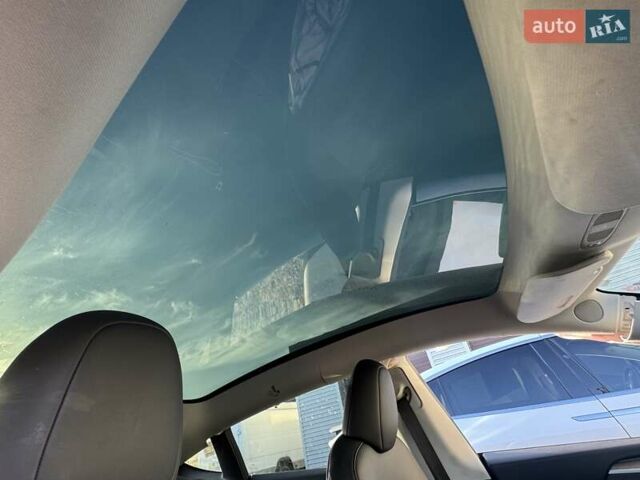 Тесла Model Y 2023 в Сарнах на Automoto.ua Черный Тесла Model Y, объемом двигателя 0 л и пробегом 41 тыс. км за 16850 $, фото 12 на Automoto.ua