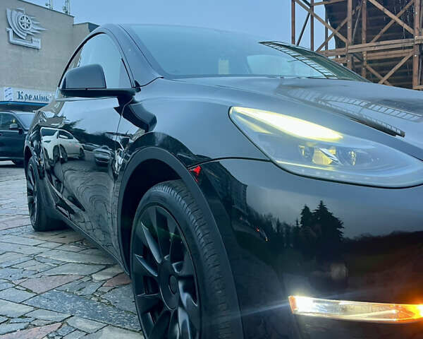 Черный Тесла Model Y, объемом двигателя 0 л и пробегом 59 тыс. км за 25950 $, фото 7 на Automoto.ua