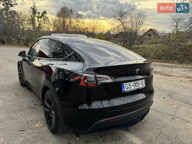 Черный Тесла Model Y, объемом двигателя 0 л и пробегом 16 тыс. км за 27000 $, фото 4 на Automoto.ua