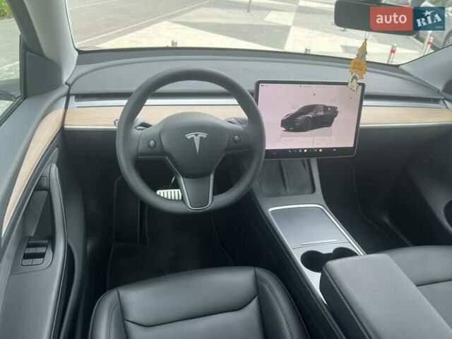 Черный Тесла Model Y, объемом двигателя 0 л и пробегом 44 тыс. км за 37200 $, фото 18 на Automoto.ua